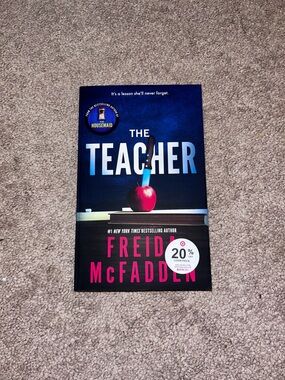 The Teacher by Freida McFadden - Paperback